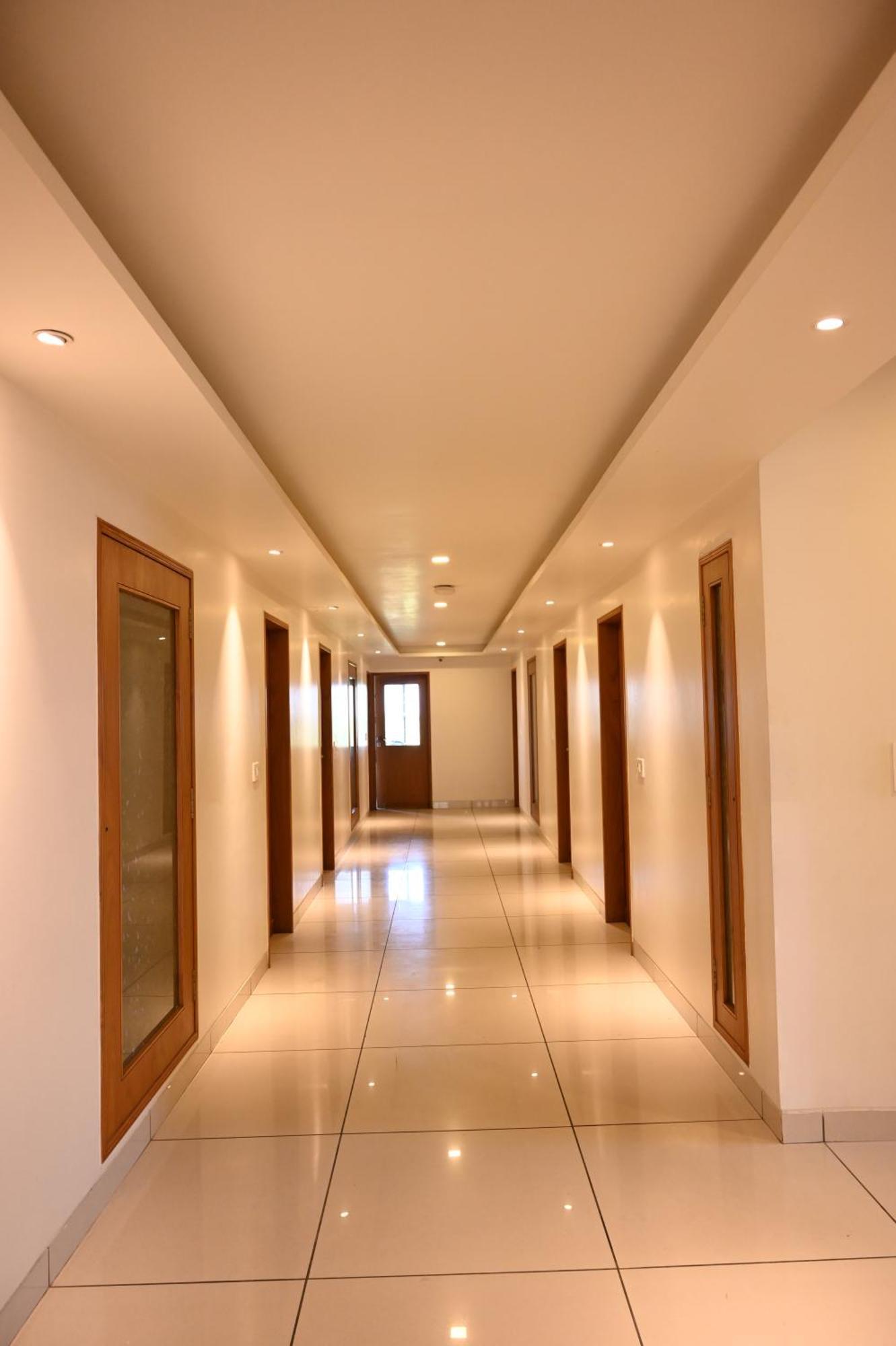 Srijan Inn Ābu Road Buitenkant foto